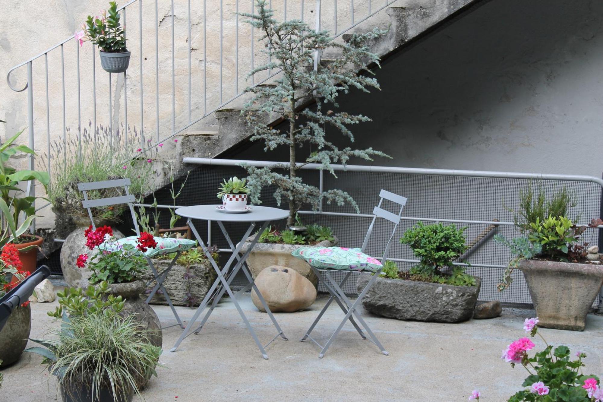Chambre Bounty, B&B, Cuisine Privee, Lit Queen Size, Terrasse, Parking, Garage Olliergues 外观 照片